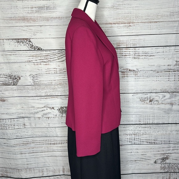 LeSuit Petite 2 piece Outfit Skirt/Blazer Combo 12P - Picture 3 of 11